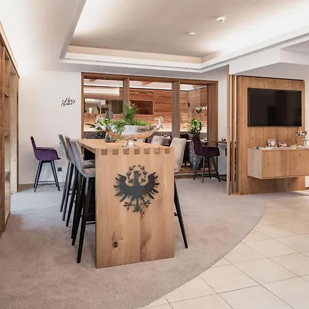 Hotel Castel - Pure Lebensfreude 4*