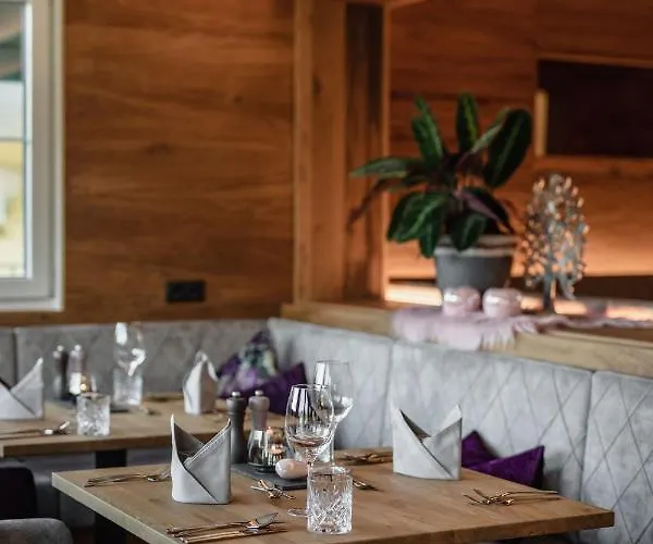 호텔 Castel - Pure Lebensfreude 세르파우스